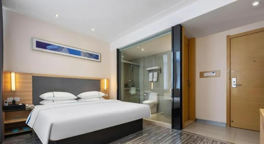 Bed in City Comfort Inn Hefei Binhu Wanda Plaza