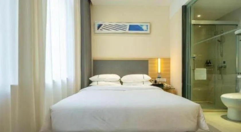 Bed in City Comfort Inn Hefei Binhu Wanda Plaza