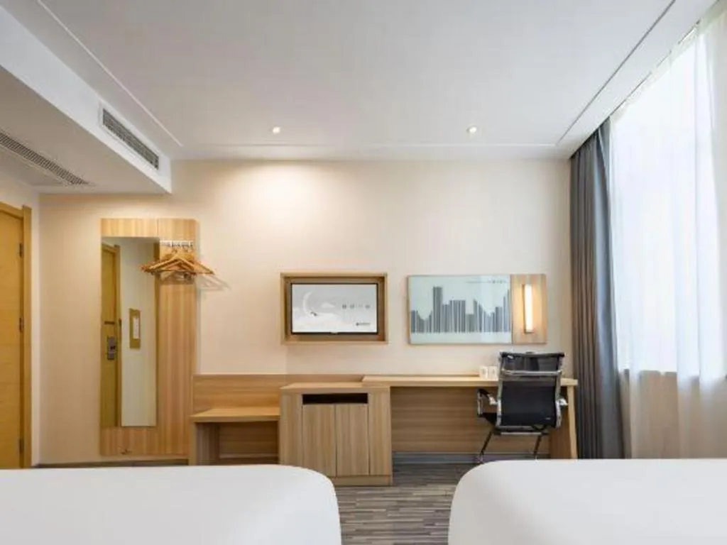 Bed in City Comfort Inn Hefei Binhu Wanda Plaza