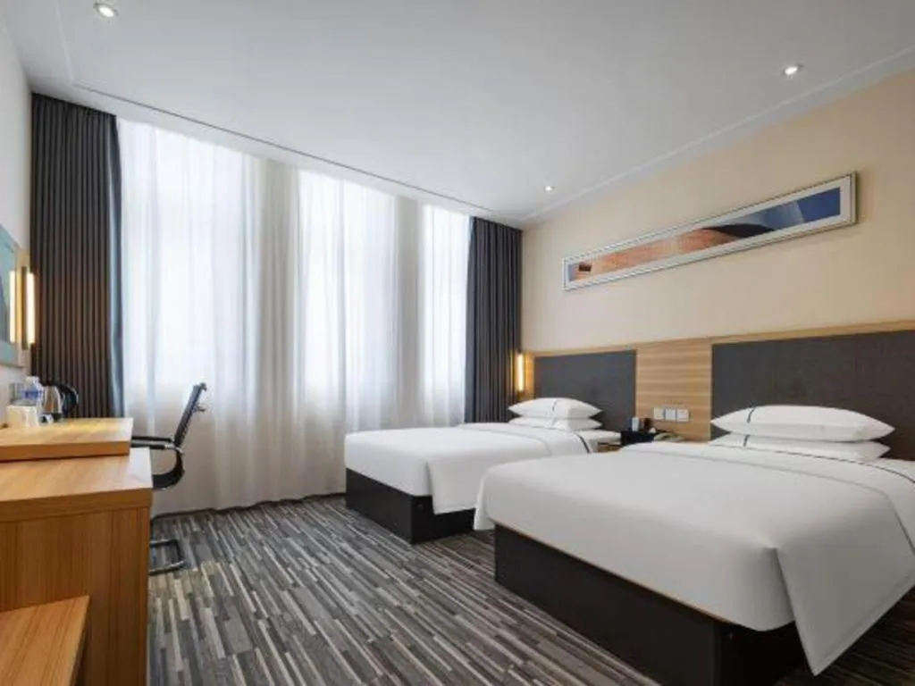 Bed in City Comfort Inn Hefei Binhu Wanda Plaza