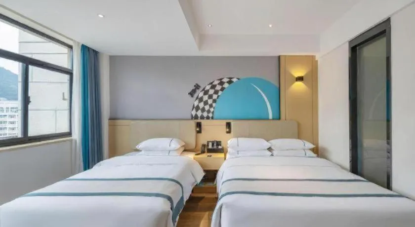 Bed in City Comfort Inn Changsha Yuelu Mountain Orange Island Head