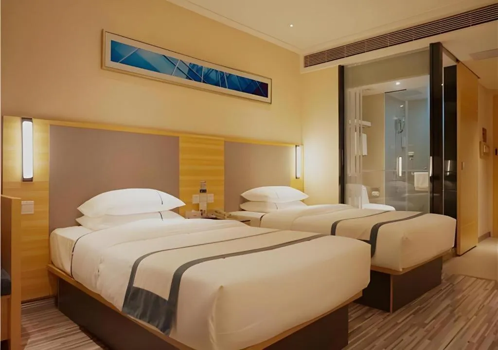 Bed in City Comfort Inn Zhanjiang South Zhenchuan Avenue
