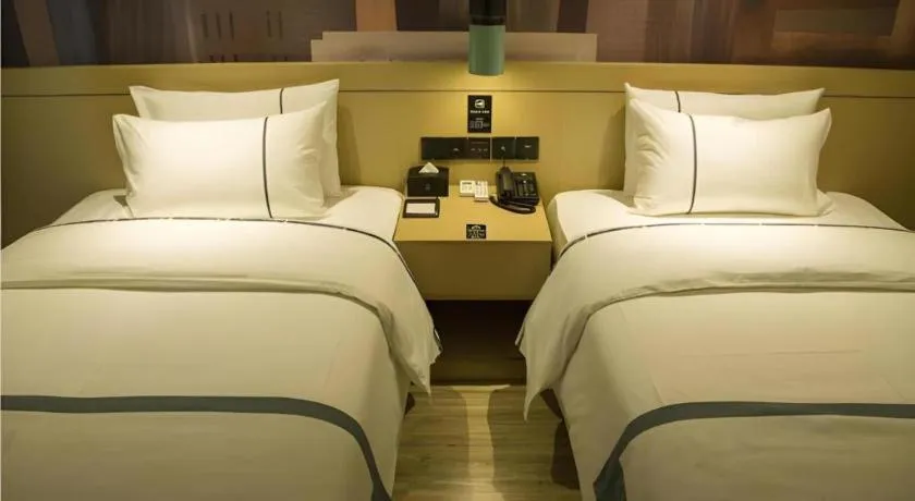 Bed in City Comfort Inn Nanning Xiangsi Lake Gaoxin Avenue