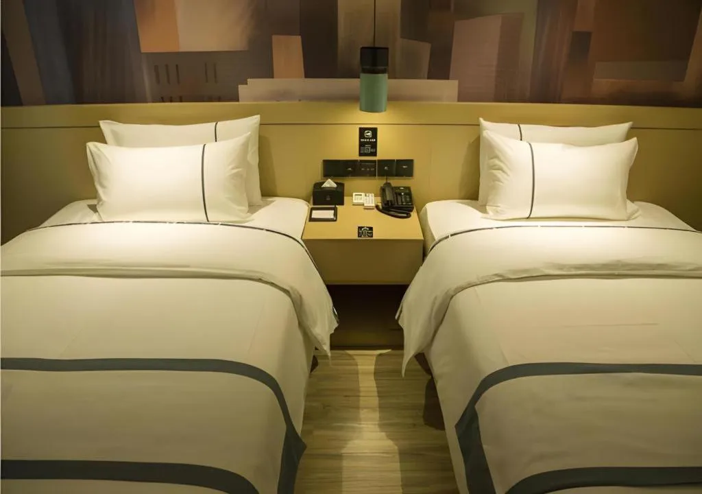 Bed in City Comfort Inn Nanning Xiangsi Lake Gaoxin Avenue