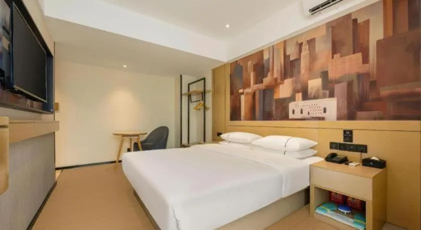 Bed in City Comfort Inn Nanning Xiangsi Lake Gaoxin Avenue