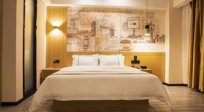 Bed in City Comfort Inn Maoming Xinyi Donghuicheng