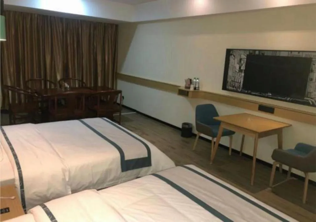 Bed in City Comfort Inn Maoming Xinyi Donghuicheng