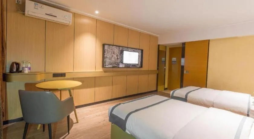 Bed in City Comfort Inn Nanning Jianzheng Road Food Street