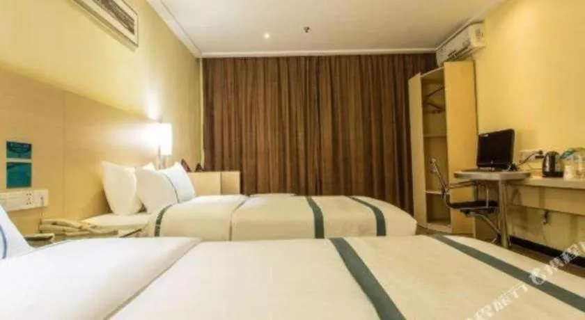 Bed in City Comfort Inn Nanning Jianzheng Road Food Street