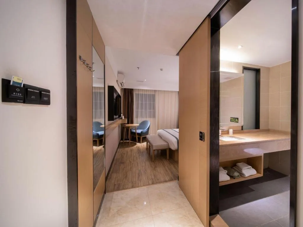 Bed in City Comfort Inn Zhongshan Banfu