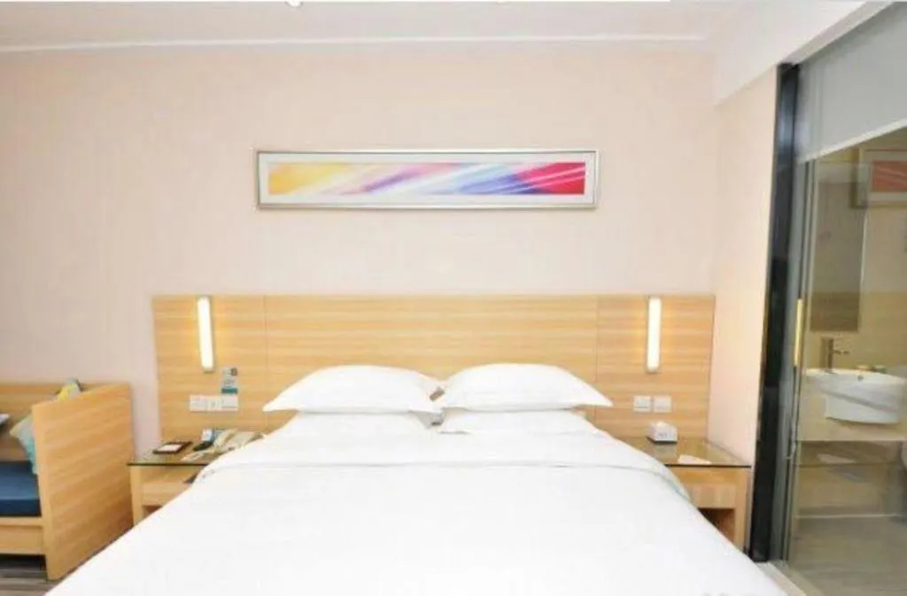 Bed in City Comfort Inn Heyuan Longchuan Bus Station