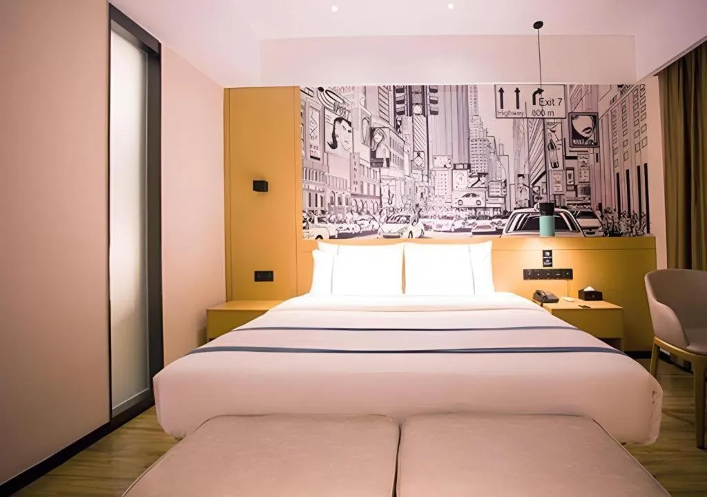 Bed in City Comfort Inn Dongfang Donghai Road Gymnasium Municipal Government