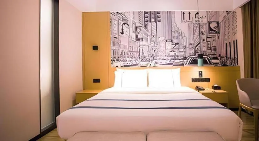 Bed in City Comfort Inn Dongfang Donghai Road Gymnasium Municipal Government