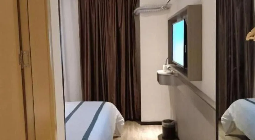 Bed in City Comfort Inn Ezhou Hengda