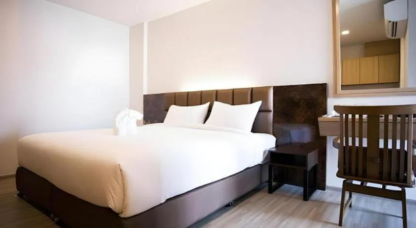 Bed in B2 Amata Nakorn Premier Hotel