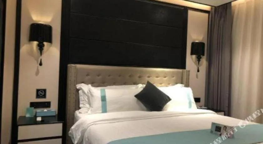 Bed in Xana Hotelle· Shijiazhuang Yaqing Street