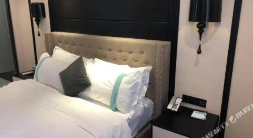 Bed in Xana Hotelle· Shijiazhuang Yaqing Street