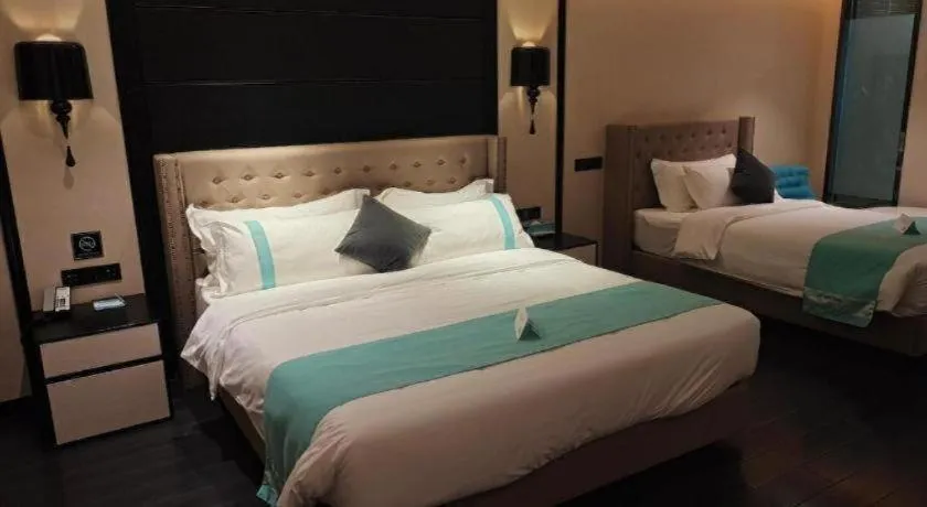 Bed in Xana Hotelle· Shijiazhuang Yaqing Street