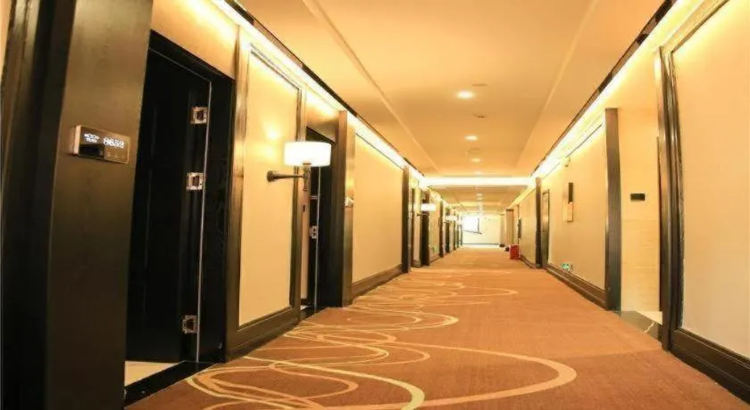 Xana Hotelle· Shijiazhuang Yaqing Street