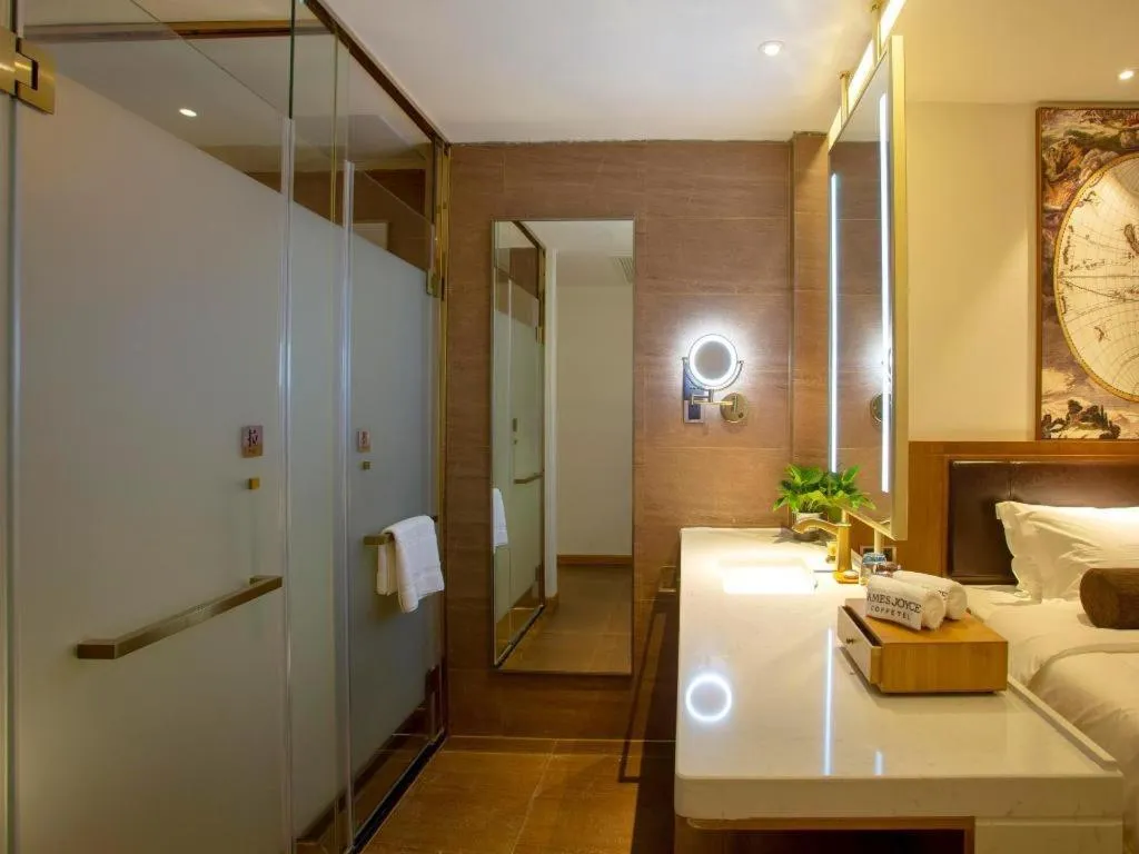 James Joyce Coffetel· Wuhan Wangjiawan Taojialing Metro Station