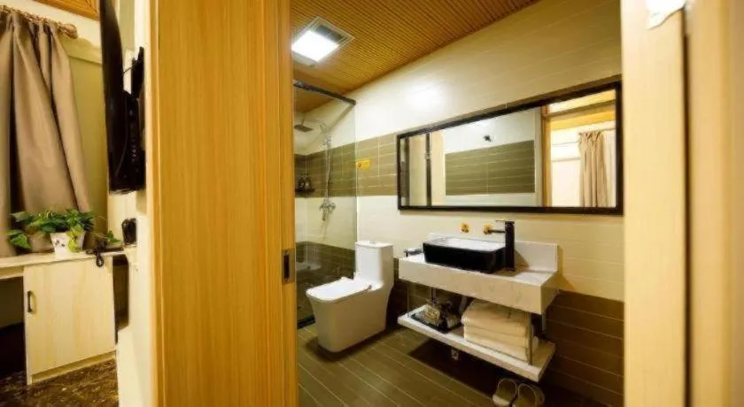 IU Hotels· Xincheng Haibing University Store