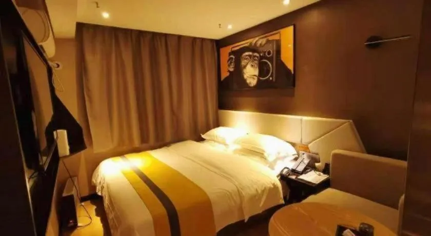 Bed in IU Hotels· Xincheng Haibing University Store