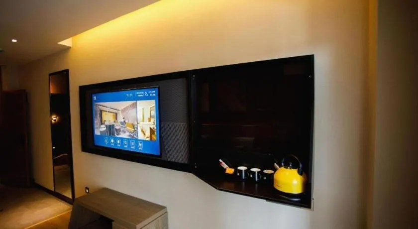 IU Hotels· Xincheng Haibing University Store