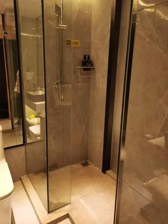 IU Hotels· Xincheng Haibing University Store