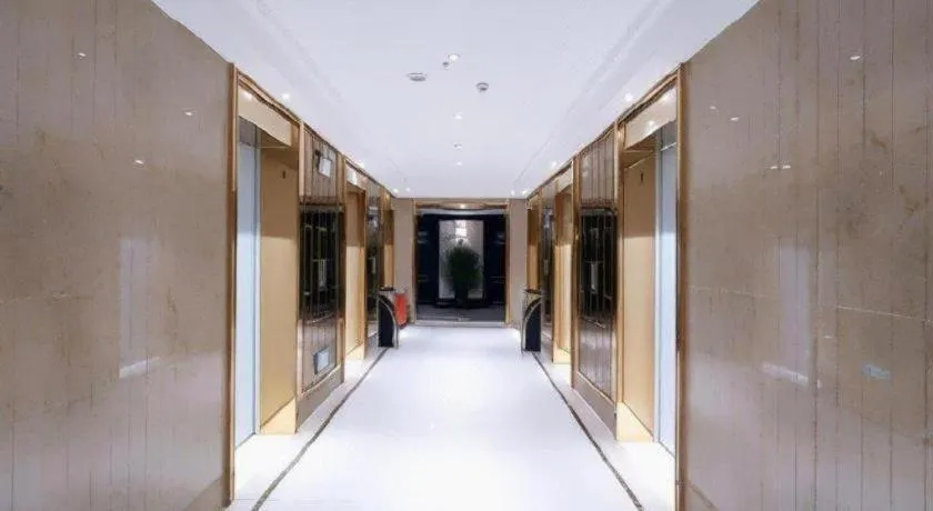 Xana Hotelle· Wulumuqi High Speed Railway Station Baonengcheng