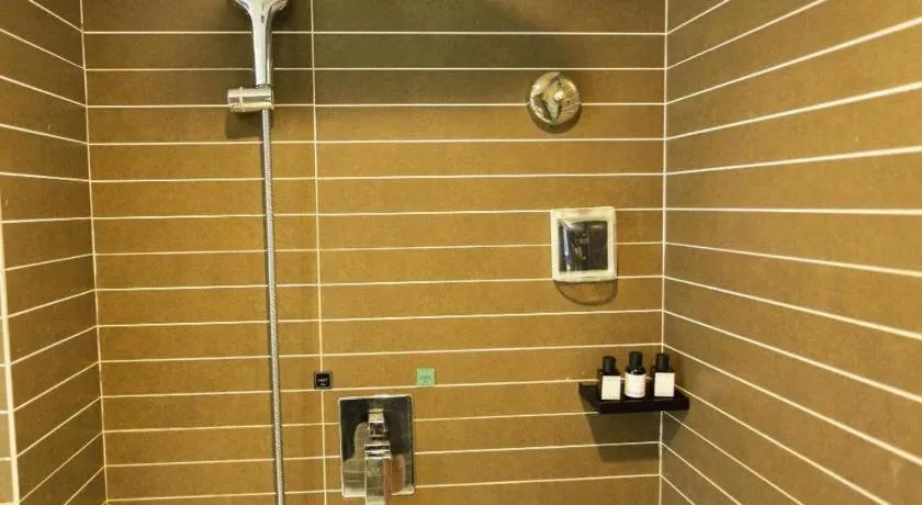 Xana Hotelle· Wulumuqi High Speed Railway Station Baonengcheng