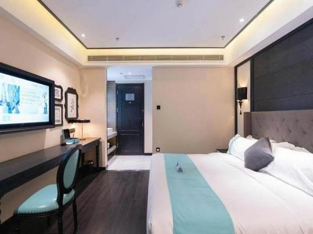 Bed in Xana Hotelle· Wulumuqi High Speed Railway Station Baonengcheng