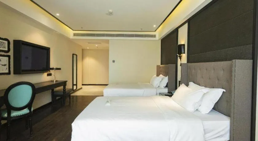 Bed in Xana Hotelle· Wulumuqi High Speed Railway Station Baonengcheng