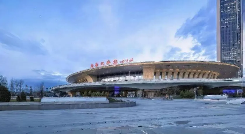 Xana Hotelle· Wulumuqi High Speed Railway Station Baonengcheng