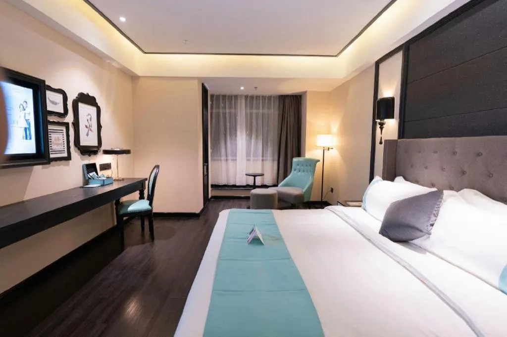 Bed in Xana Hotelle· Wulumuqi High Speed Railway Station Baonengcheng