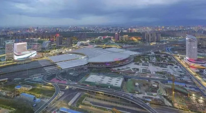 Xana Hotelle· Wulumuqi High Speed Railway Station Baonengcheng