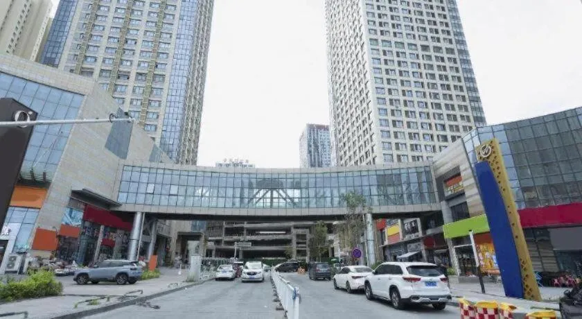 Xana Hotelle· Wulumuqi High Speed Railway Station Baonengcheng