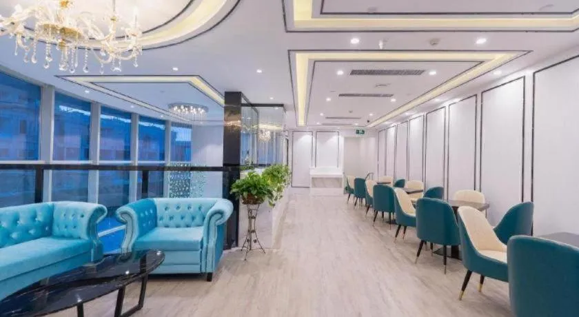 Xana Hotelle· Wulumuqi High Speed Railway Station Baonengcheng