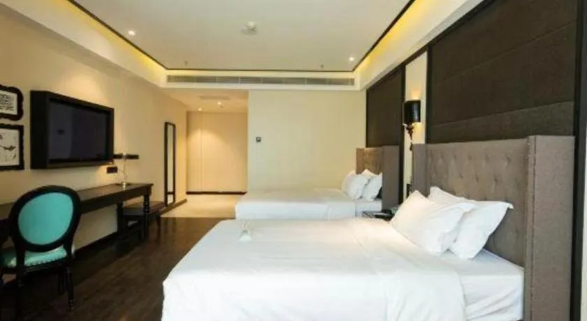 Bed in Xana Hotelle· Wulumuqi High Speed Railway Station Baonengcheng