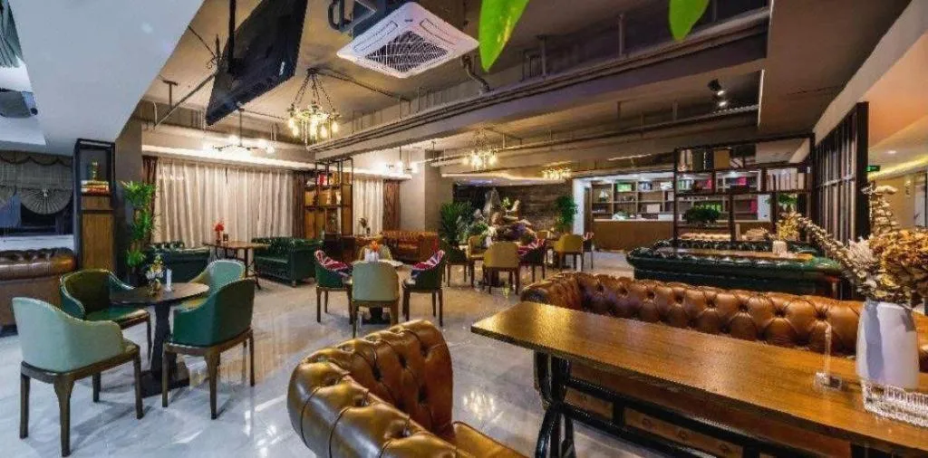 James Joyce Coffetel· Chengdu Shuangliu Airport Haibing City Wanda