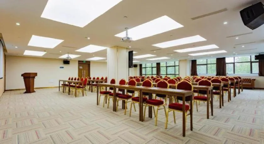 James Joyce Coffetel· Chengdu Shuangliu Airport Haibing City Wanda