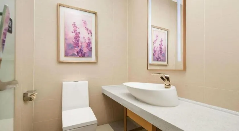 Lavande Hotels· Jingzhou Jianli