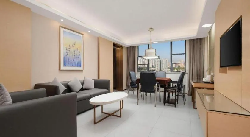 Lavande Hotels· Jingzhou Jianli