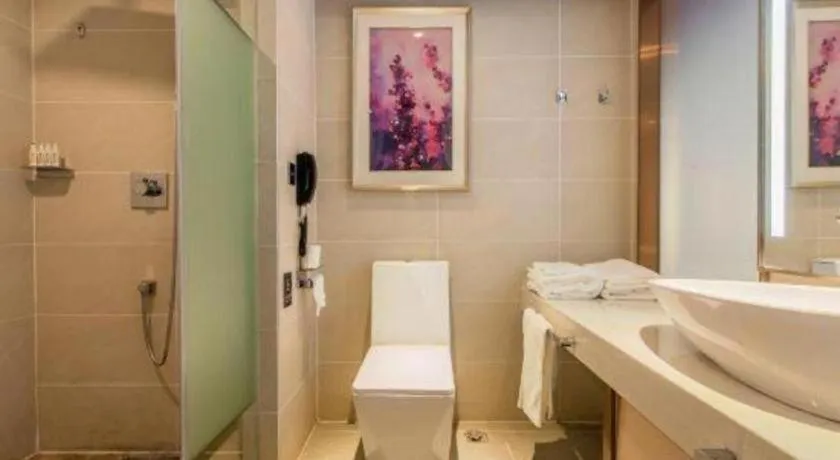 Lavande Hotels· Jingzhou Jianli