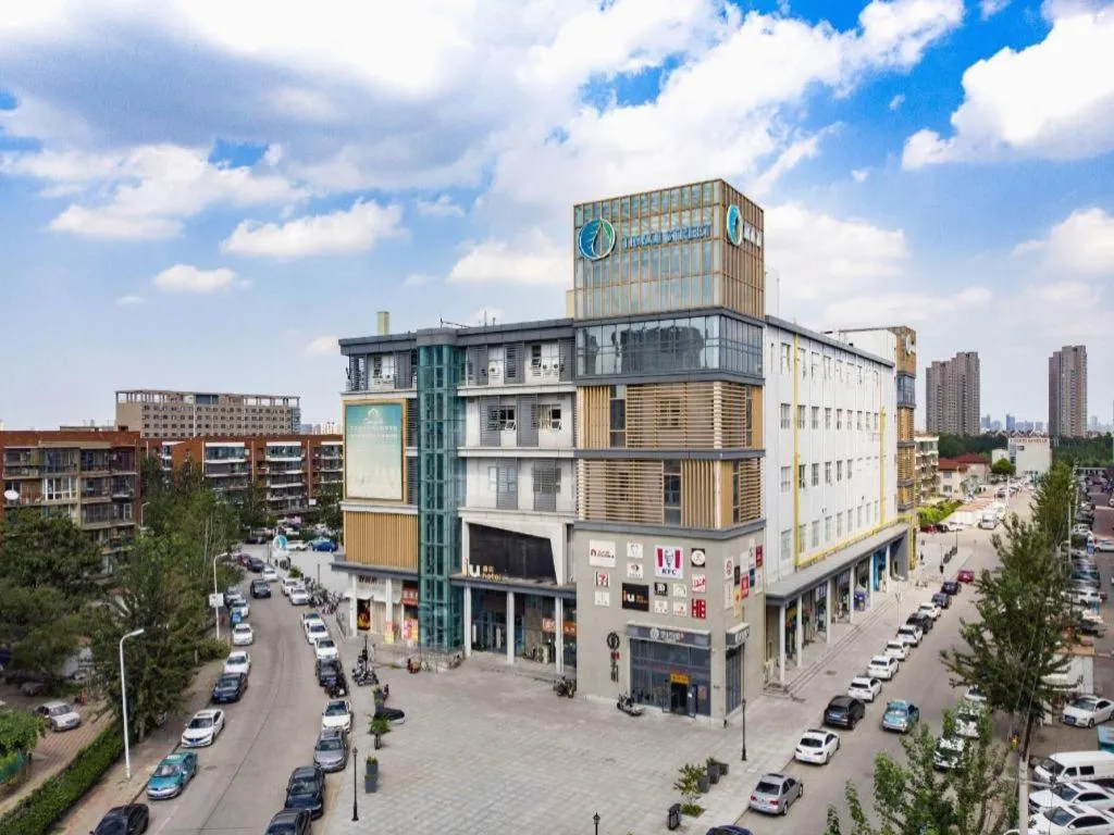 IU Hotels· Tianjin Houtai Chengjian University Haitai Industrial Park