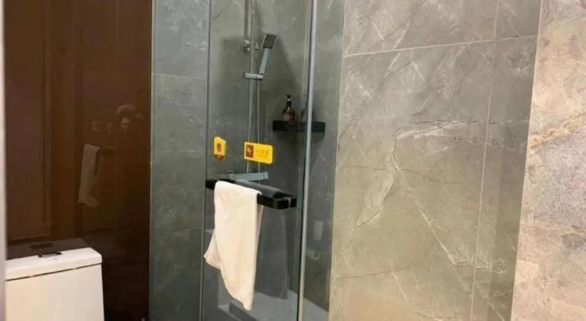 IU Hotels· Tianjin Houtai Chengjian University Haitai Industrial Park