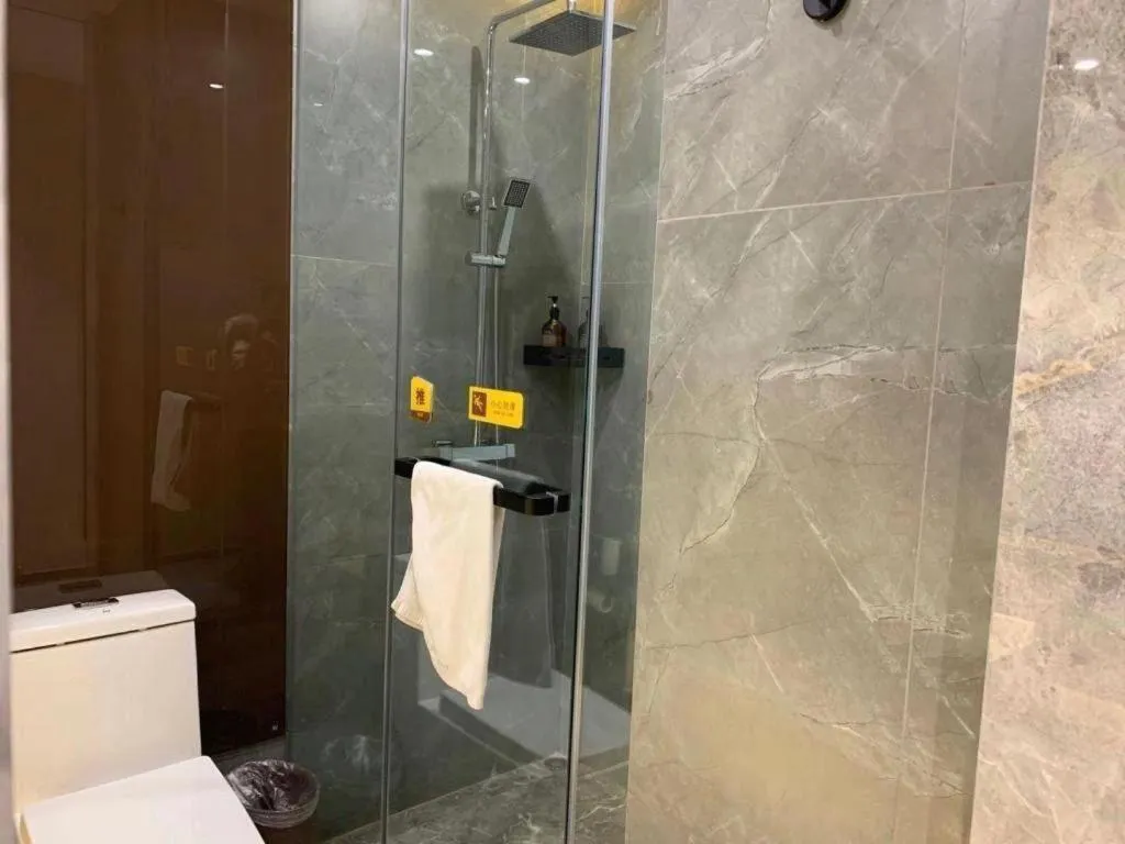 IU Hotels· Tianjin Houtai Chengjian University Haitai Industrial Park