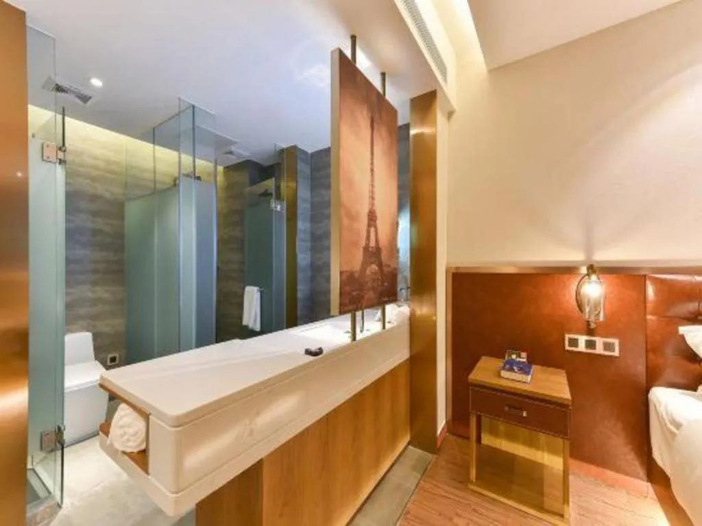 James Joyce Coffetel Shijiazhuang the Mixc Jinyuan Tower Airport Bus