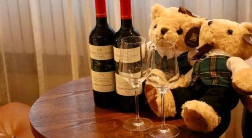 James Joyce Coffetel Shijiazhuang the Mixc Jinyuan Tower Airport Bus