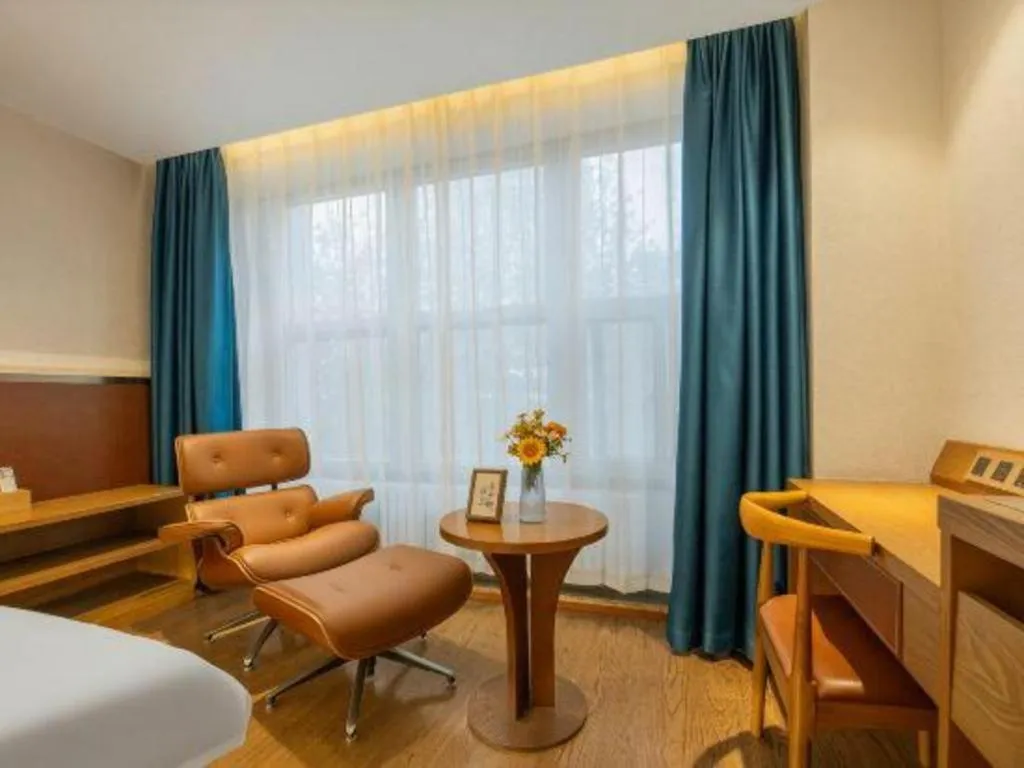 James Joyce Coffetel Shijiazhuang the Mixc Jinyuan Tower Airport Bus