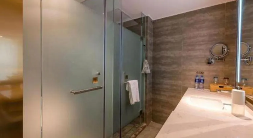 James Joyce Coffetel Shijiazhuang the Mixc Jinyuan Tower Airport Bus